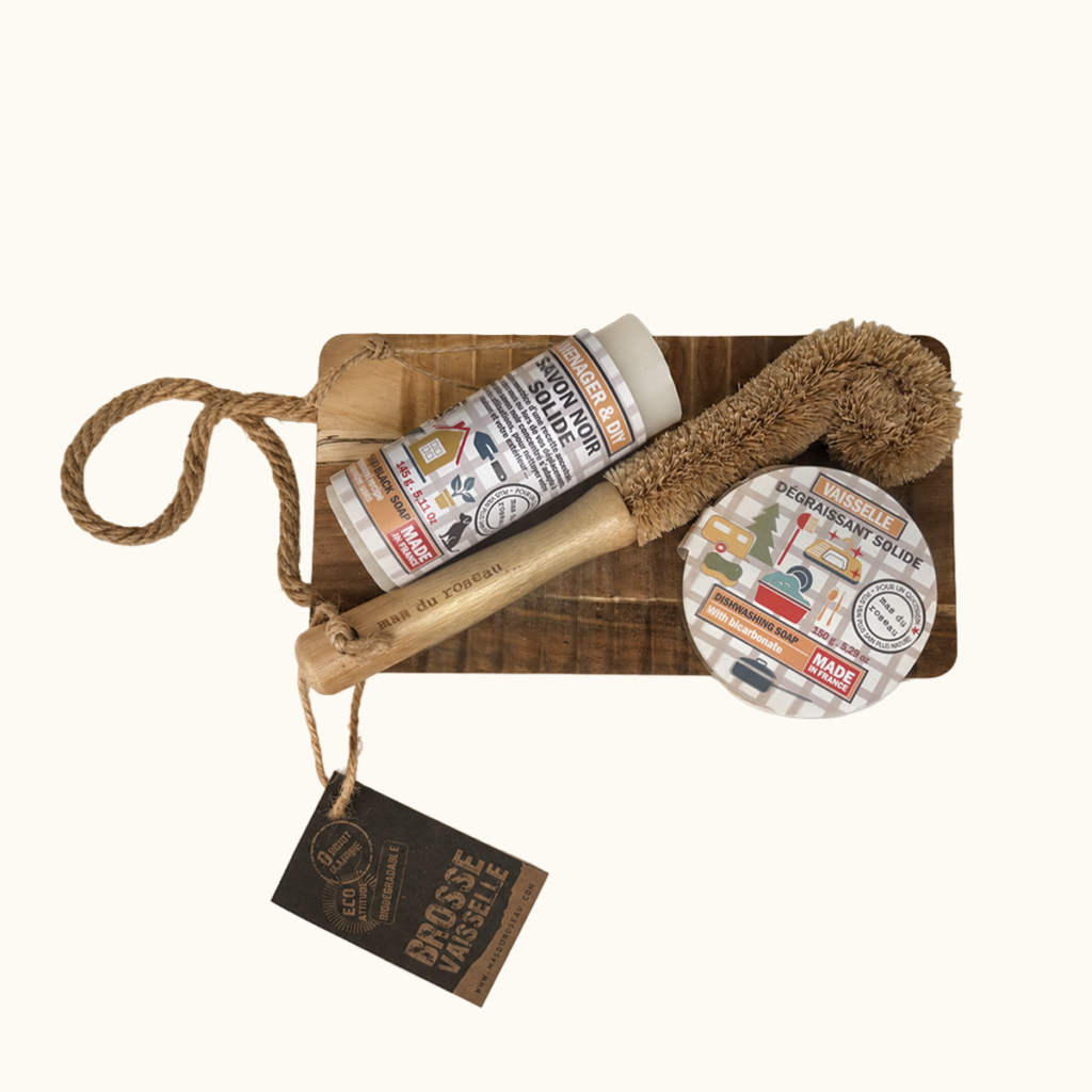 COFFRET AUTOUR DE LA VAISSELLE 3